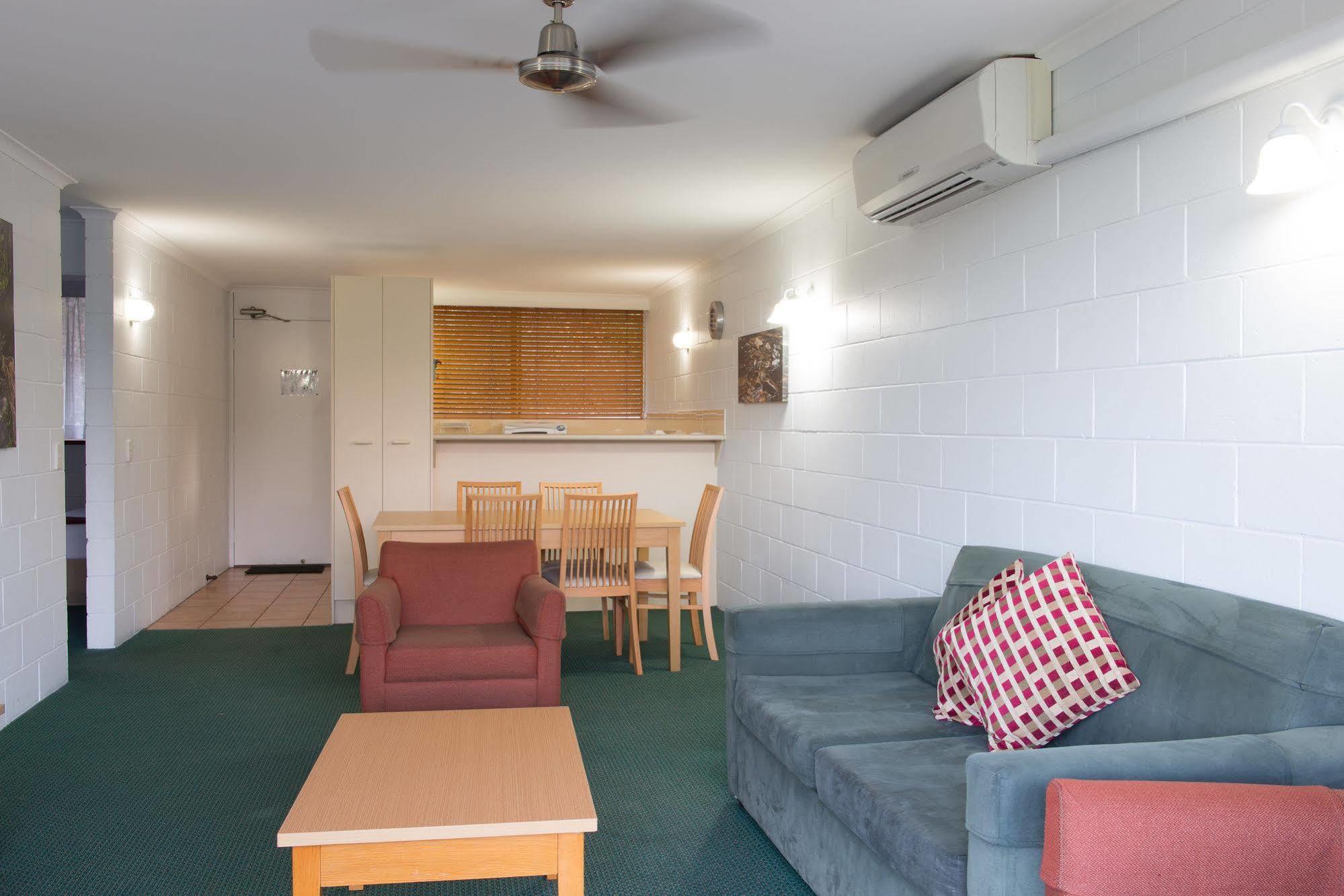 Cedar Lake Country Resort Advancetown 外观 照片